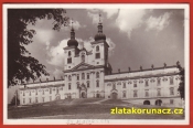 Olomouc-Sv. Kopeček-sochy svatých