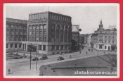 Ostrava - Městská spořitelna - Hotel Imperial (auta, lidé)